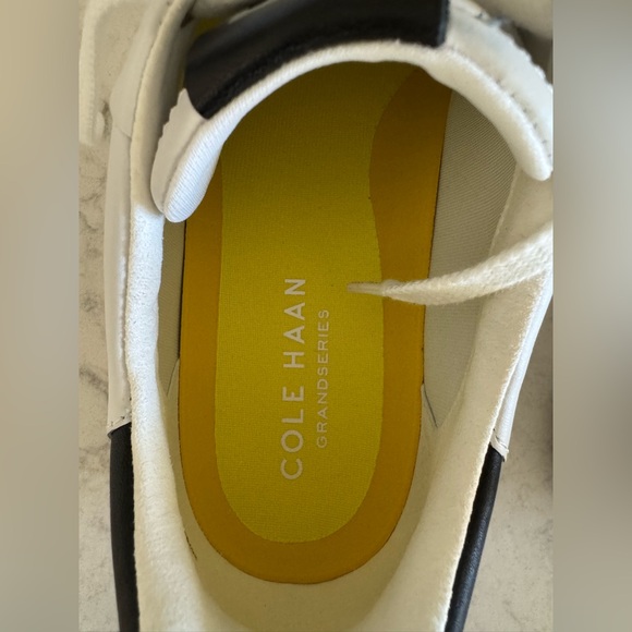 Cole Haan White and Black Sneakers size 9 men’s - Picture 5 of 10